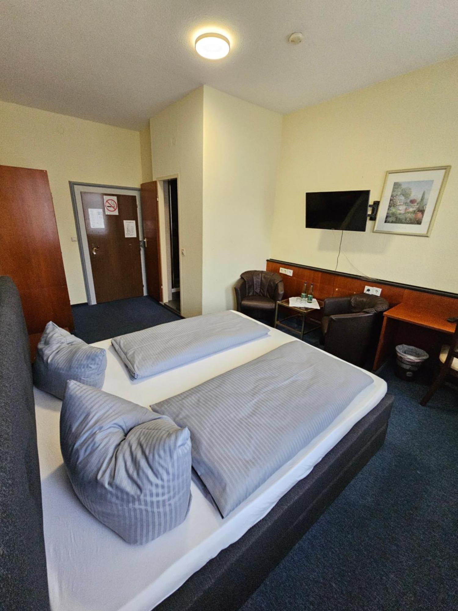 Rehau Hotel & Restaurant Krone מראה חיצוני תמונה
