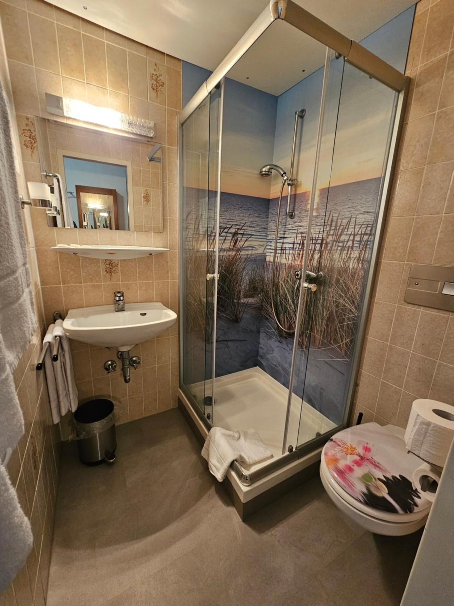 Rehau Hotel & Restaurant Krone מראה חיצוני תמונה