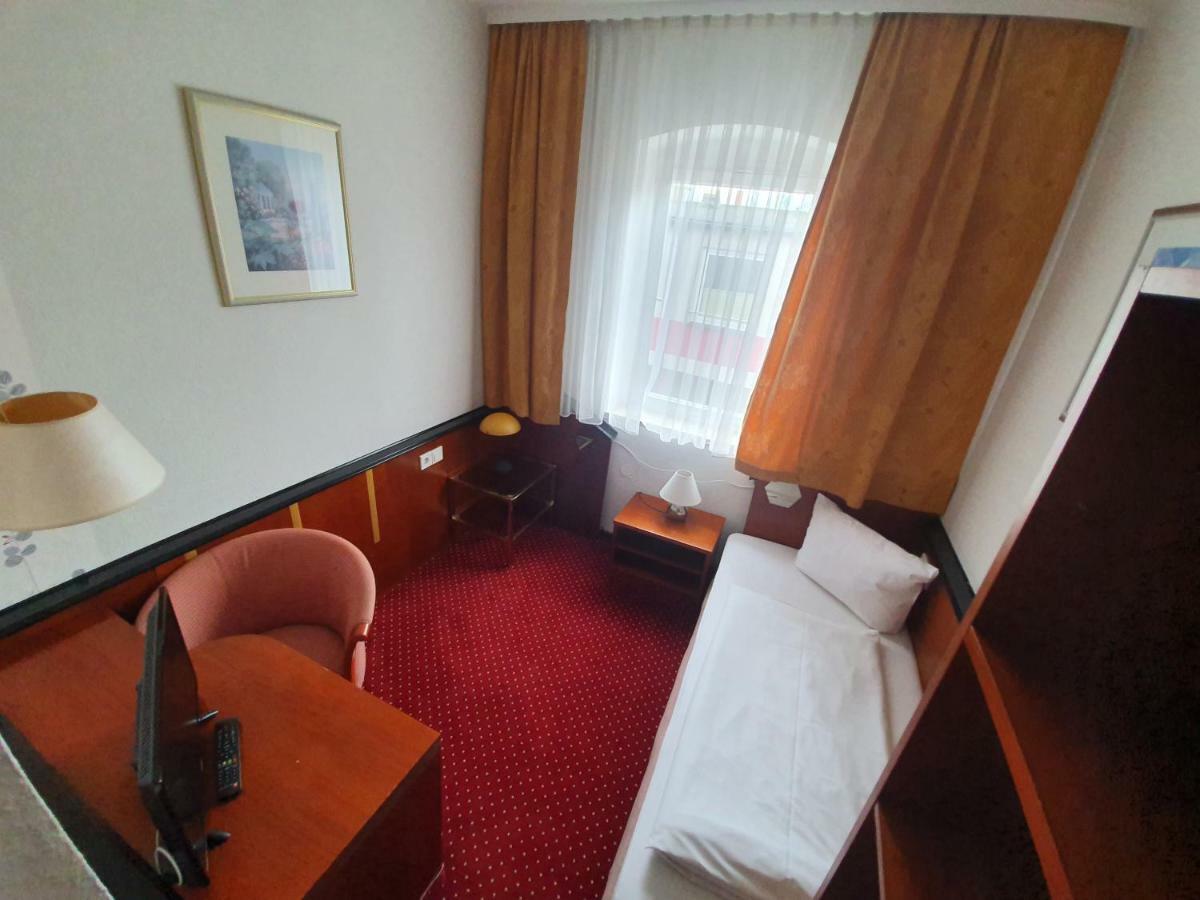 Rehau Hotel & Restaurant Krone חדר תמונה