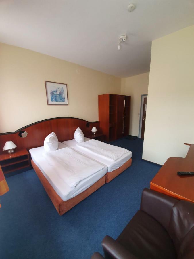 Rehau Hotel & Restaurant Krone מראה חיצוני תמונה